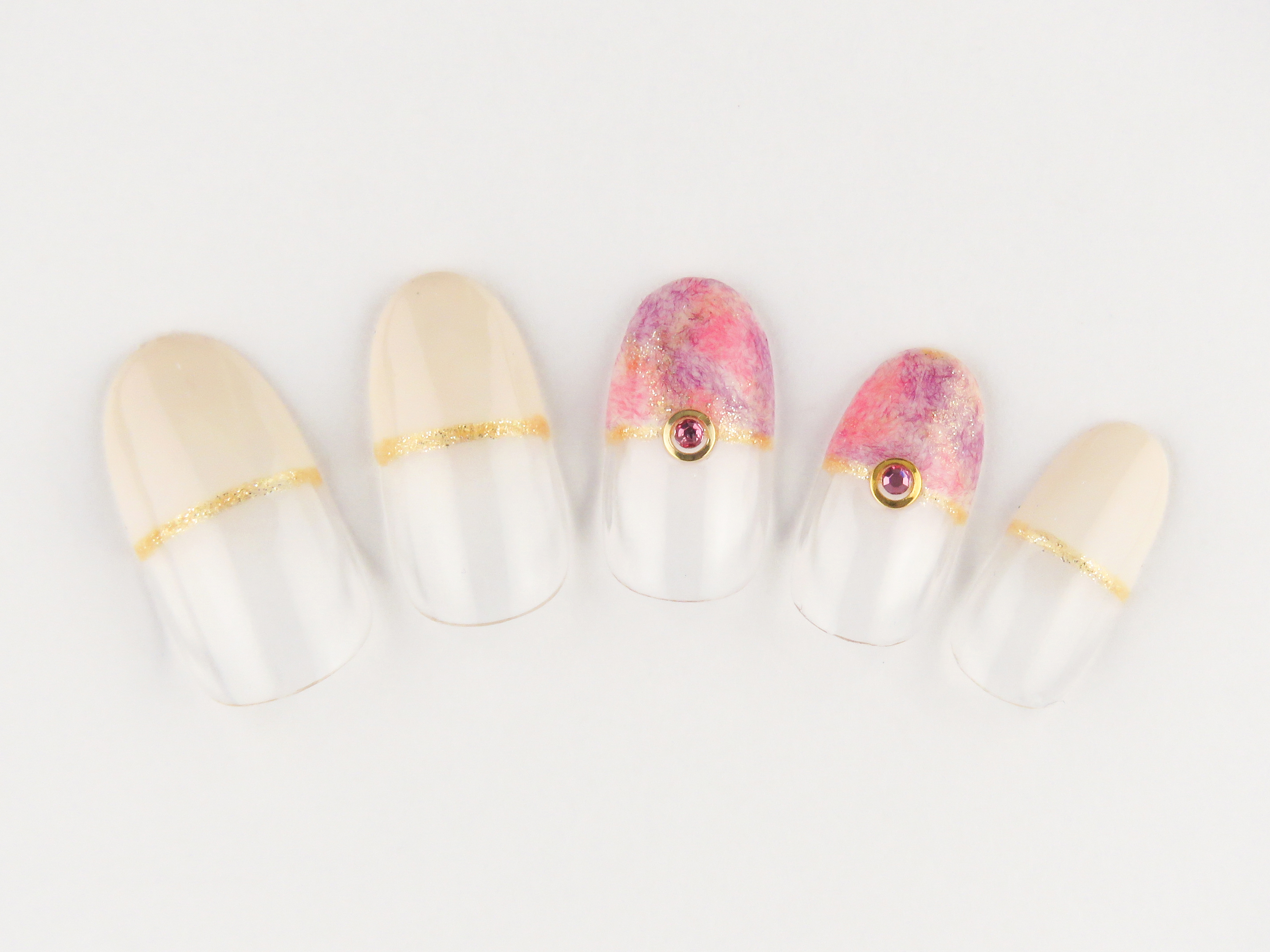 表参道 新橋 白山にあるネイルサロンf Bloom エフブルーム デイリーアート